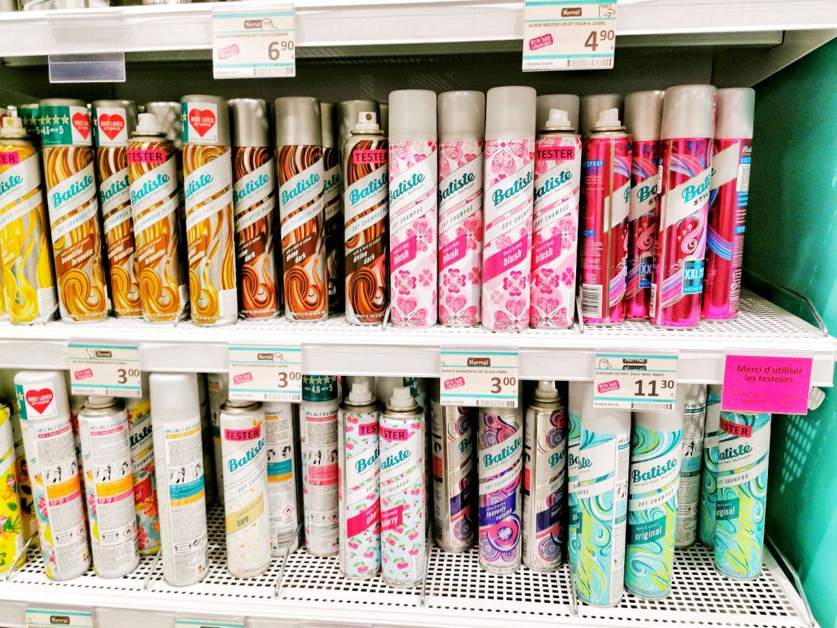 shampoing sec de la marque batiste vendu dans les magasins normal
