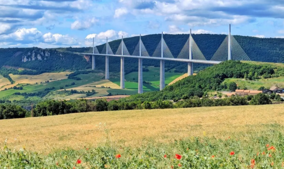 Aire du viaduc de Millau, 5 bonnes raisons de s&rsquo;y arrêter !