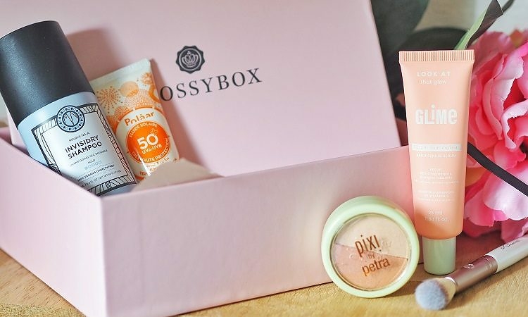 Box beaute Glossybox contenu Juin 2022