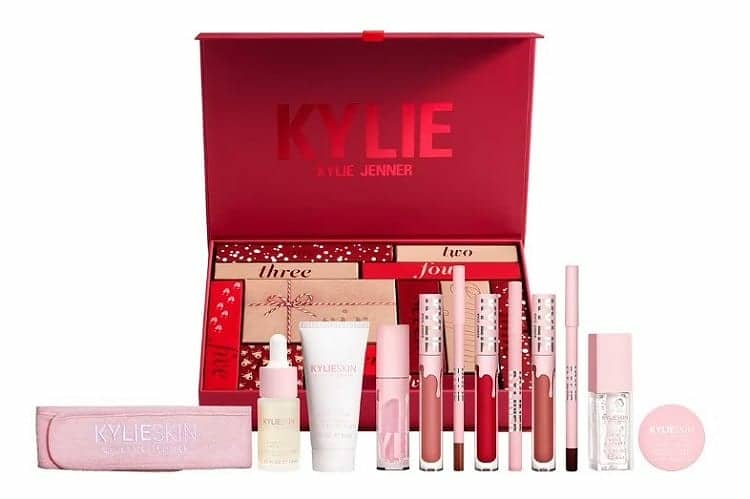 KYLIE_BY_KYLIE_JENNER_Calendrier_avent_maquillage_2022_contenu
