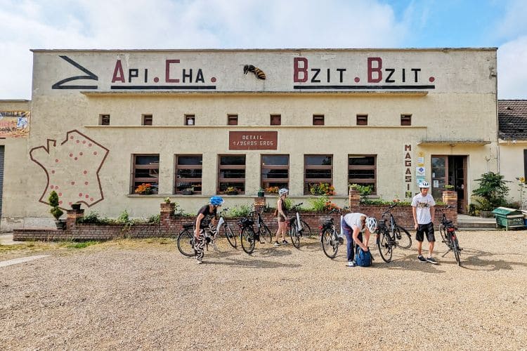 Week-end à vélo sur la voie verte de l'Ailette les ateliers de l abeille sur la voie verte de l ailette