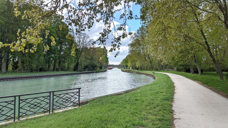 Canal-chalons-en-champagne