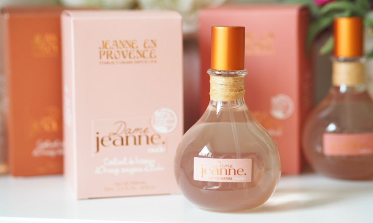 parfum-dame-jeanne-nude