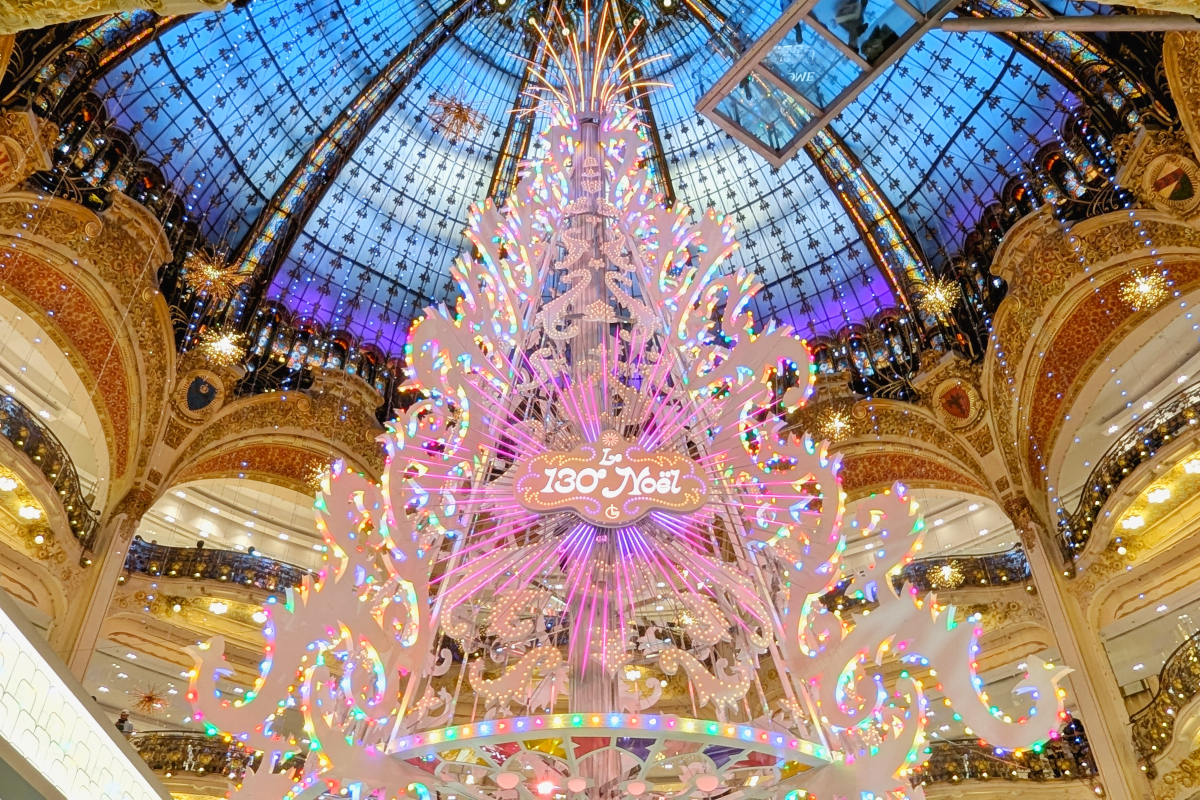 sapin-galeries-lafayette-2024