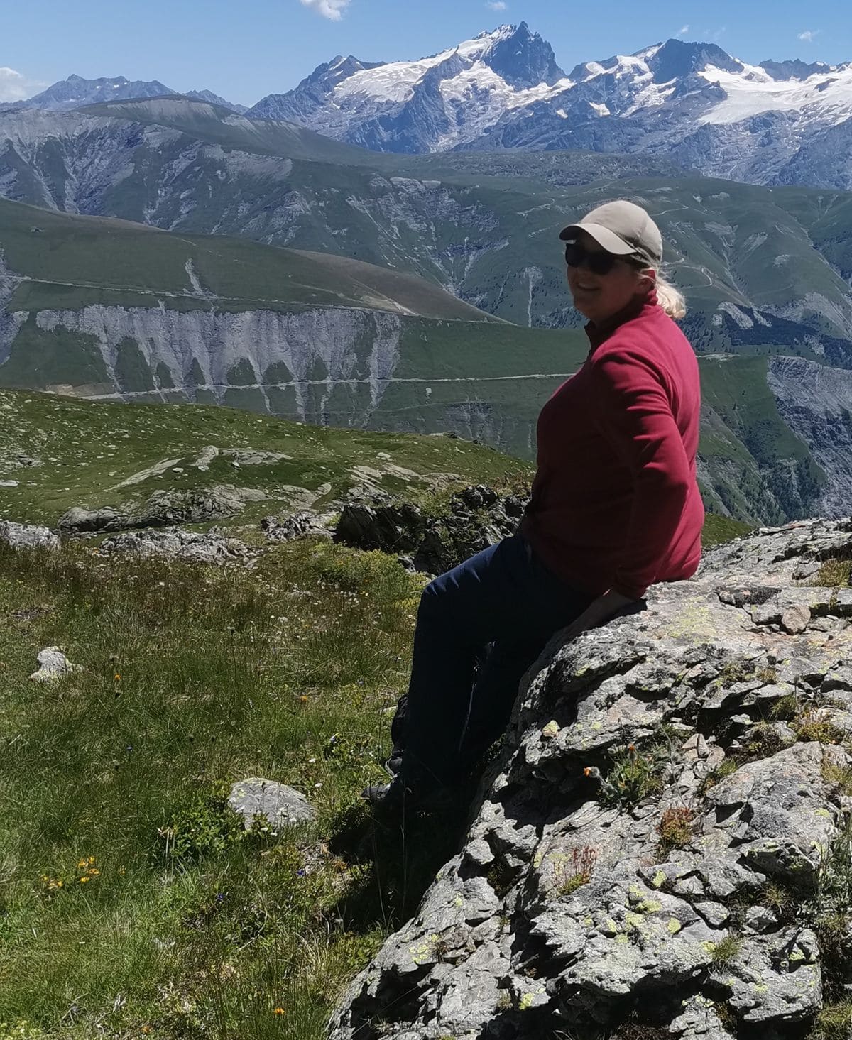 Les parfaites chaussures pour la randonnée : mes conseils pour bien les choisir. equipement randonnee pull chaud