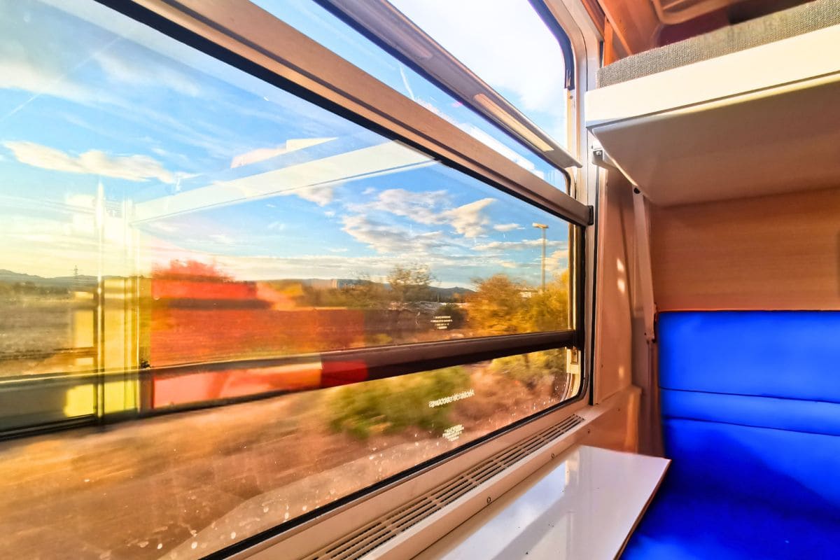 Ouverture des ventes SNCF : ne manquez pas les billets pour Pâques et les ponts de mai ouverture des ventes sncf de printemps