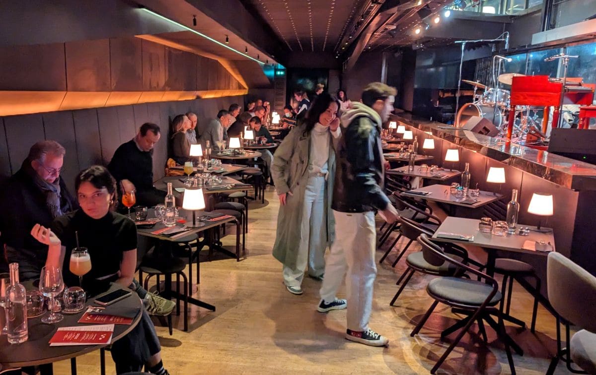 Saint-Valentin 2025 : Dîner spectacle jazz envoûtant à 70€ seulement ! restaurant le son de la terre soiree jazz