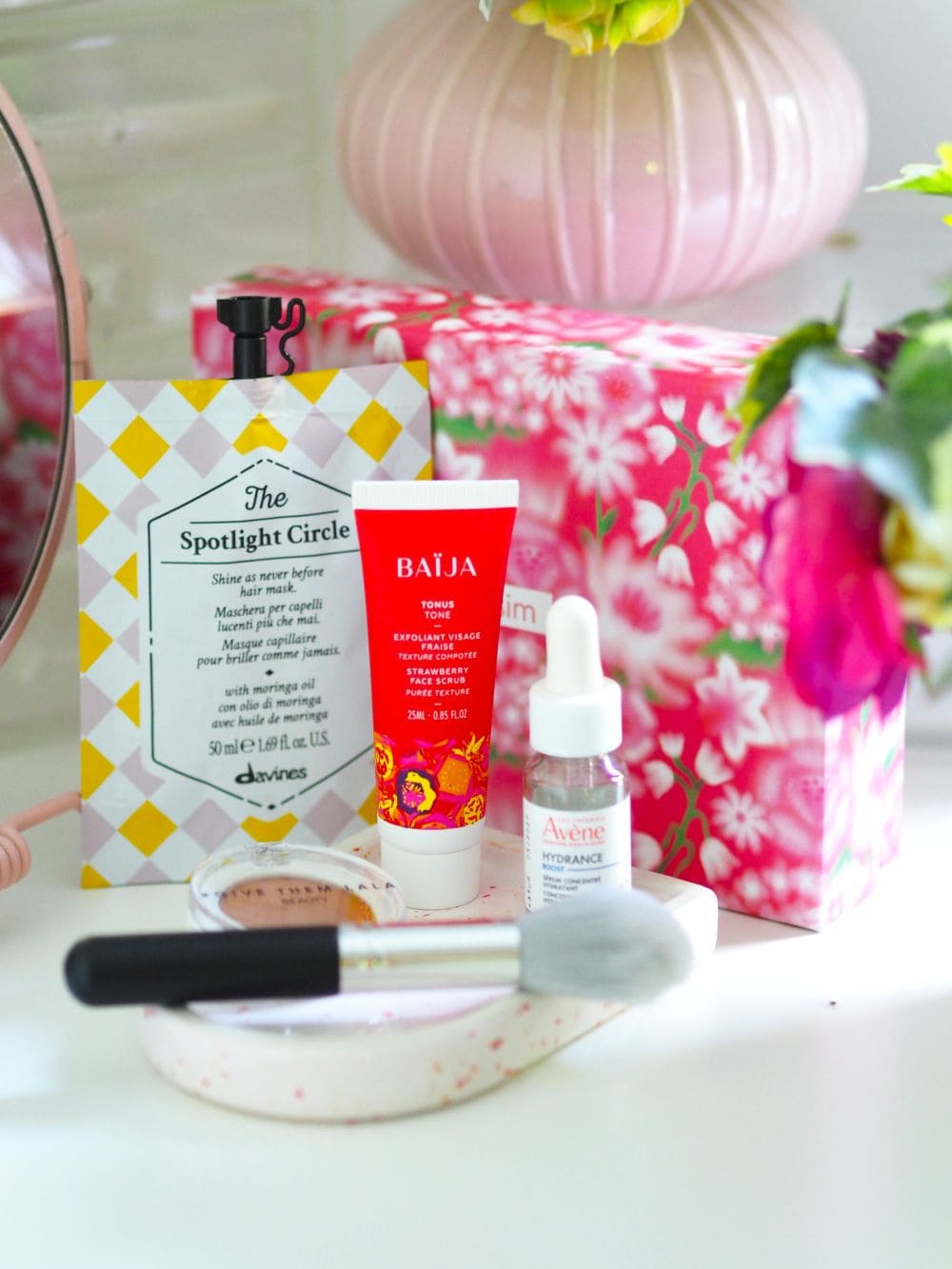 visuel du contenu de la box beauté Blissim du mois d'avril 2025