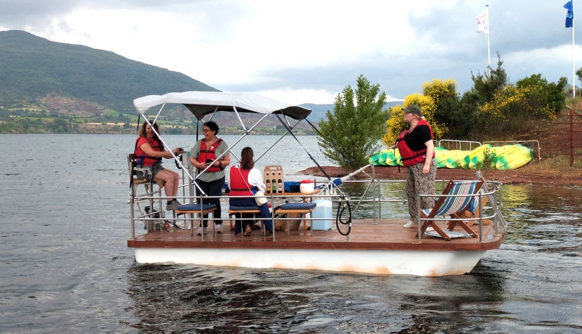 sortie sur le lac du salagou en salon flottant