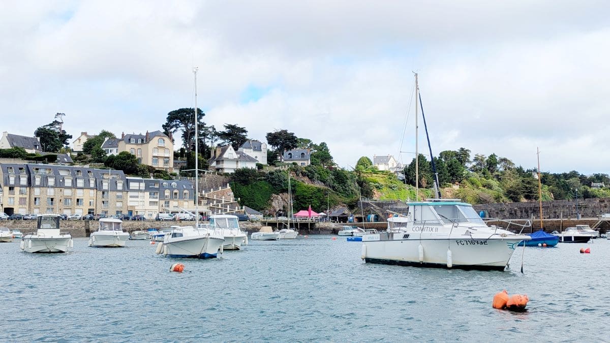 port de binic etables sur mer en bretagne