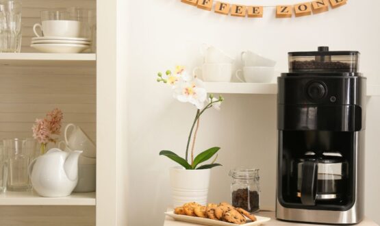 Comment trouver la machine à café idéale sans vous ruiner ?