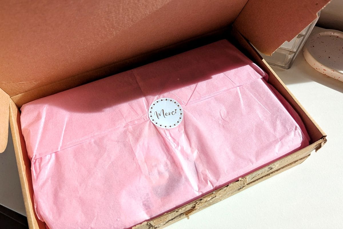 emballage soigné de la box beauté etern'elle
