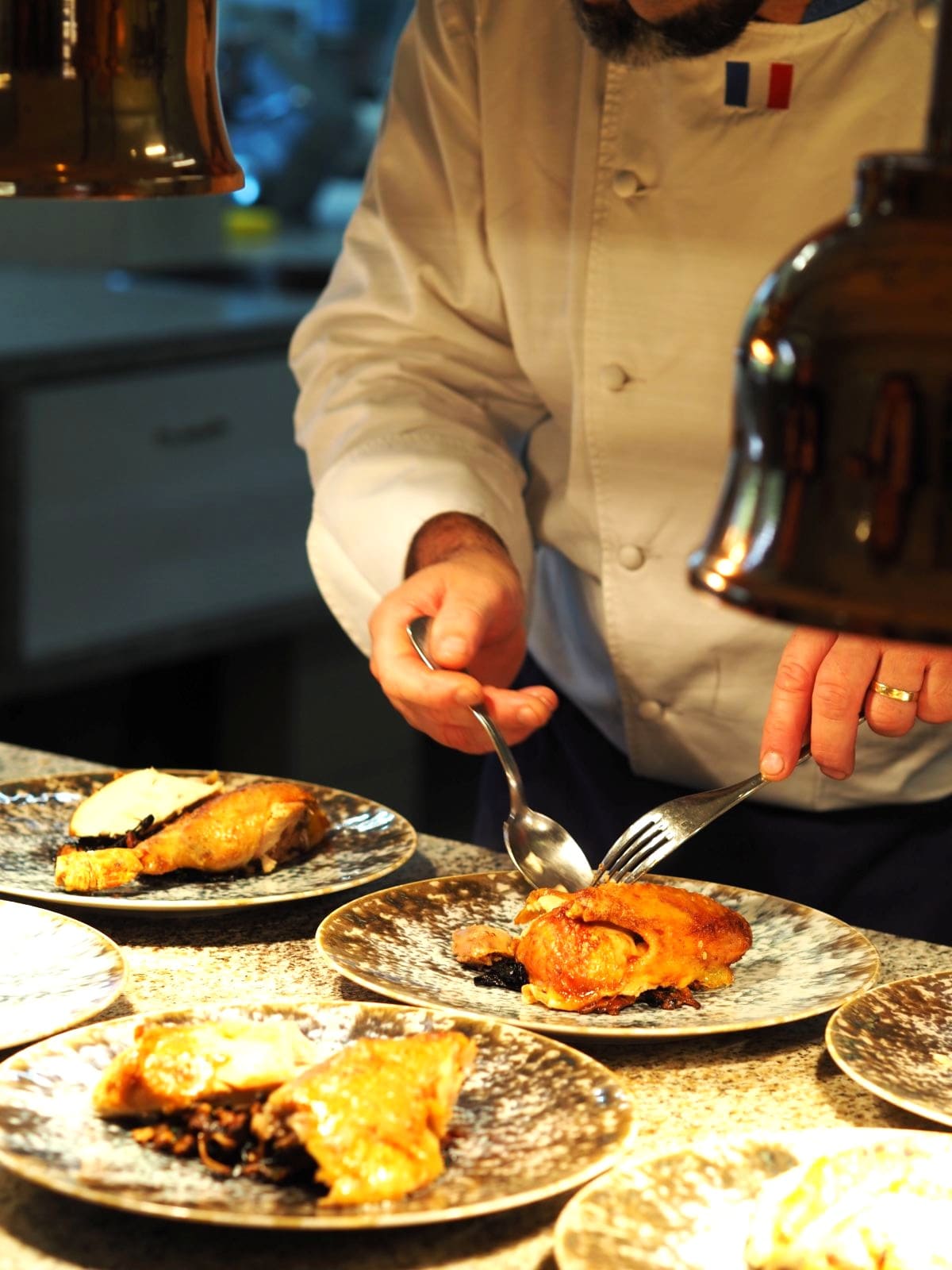 chapon jaune loue cuisine par un chef