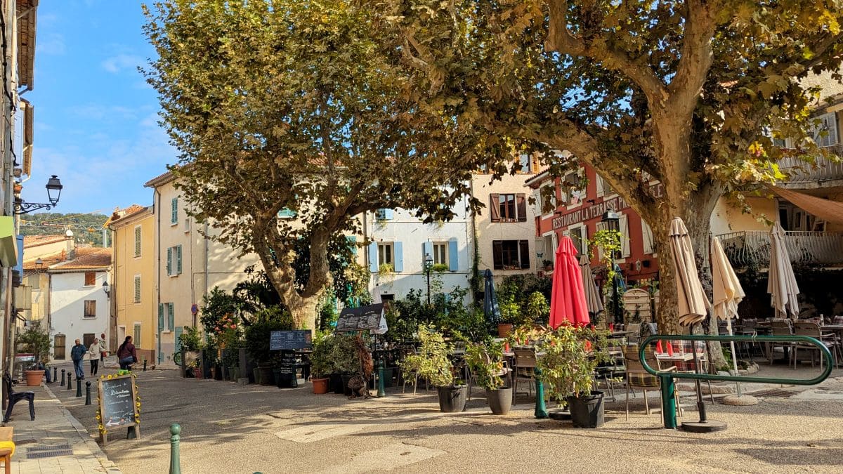 collobrieres mediterranee porte des maures octobre