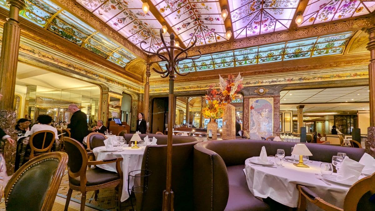 decoration art nouveau restaurant mollard