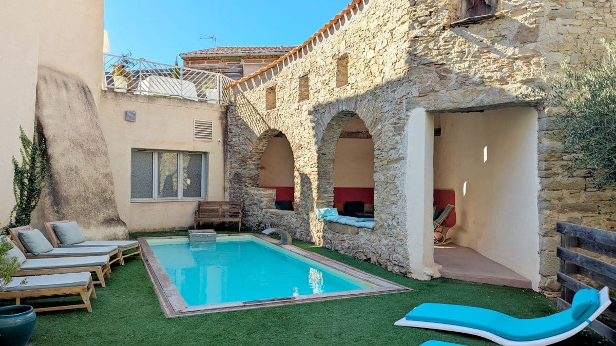 chateau de siran spa et piscine exterieure