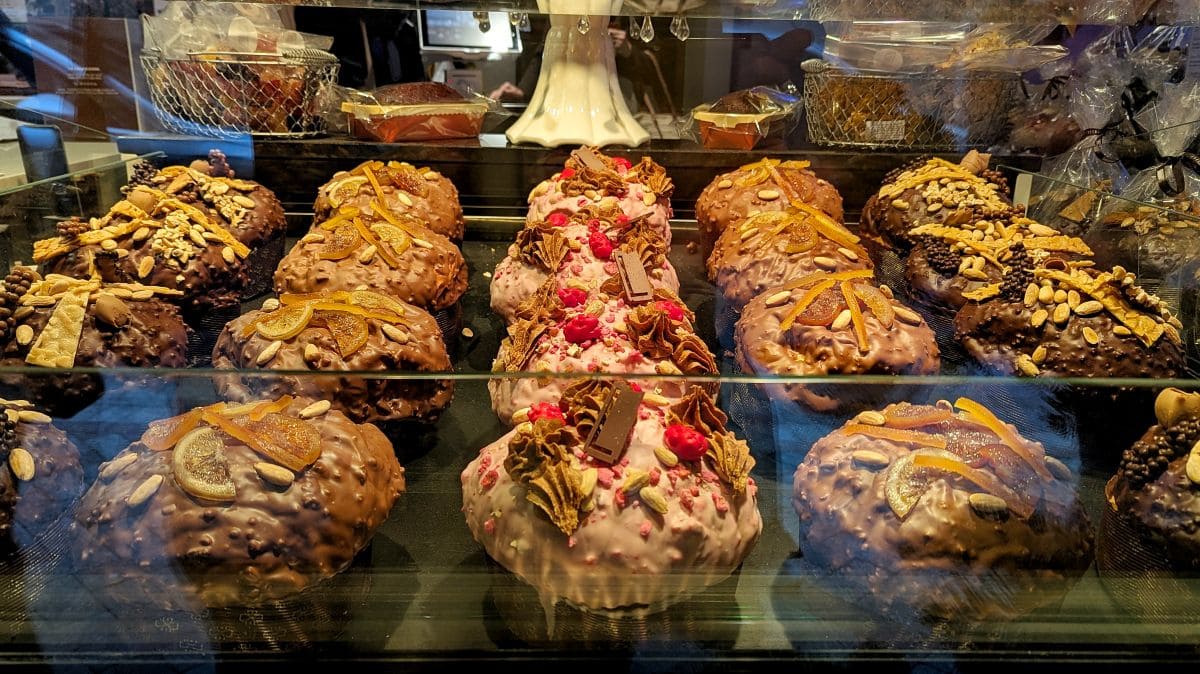 6 souvenirs de Brive-la-Gaillarde à rapporter panettones de noel eric lamy brive