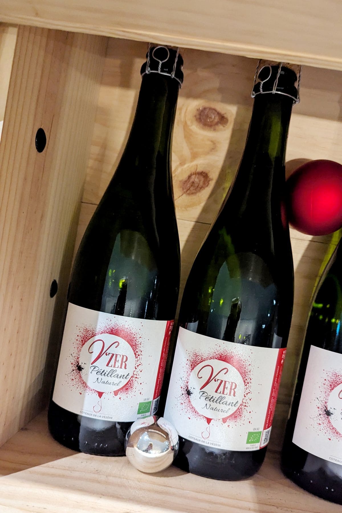 6 souvenirs de Brive-la-Gaillarde à rapporter vin petillant les coteaux de la vezere