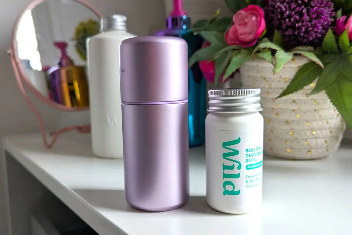 Mon avis sur le deo roll-on rechargeable Wild anti transpirant roll on WILD Fresh Cotton et Sea Salt teste par Laure Copinesdebonsplans.fr