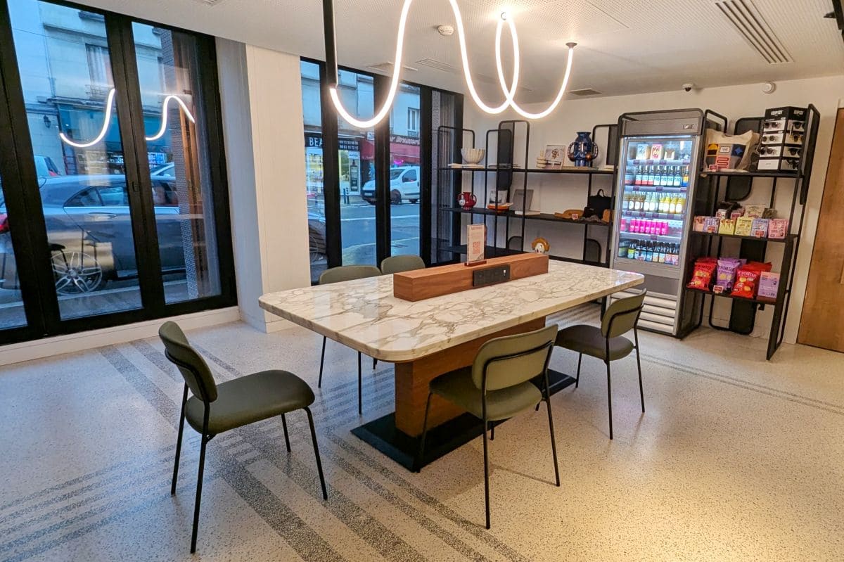 Tribe Paris Pantin, l'hôtel design et pas cher ! hotel tribe paris pantin espace amenage pour travailler