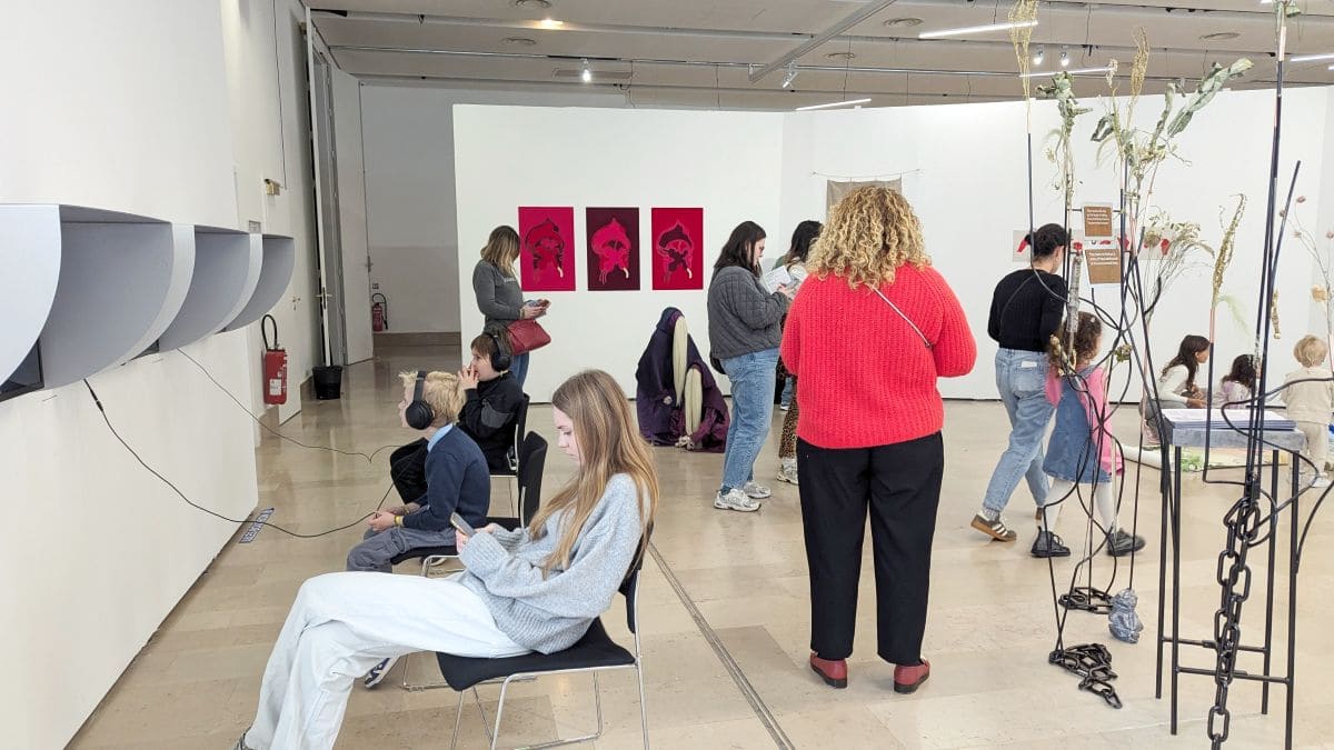 Salon de Montrouge 2026 : sortie artistique gratuite ! exposition du salon de montrouge 2025