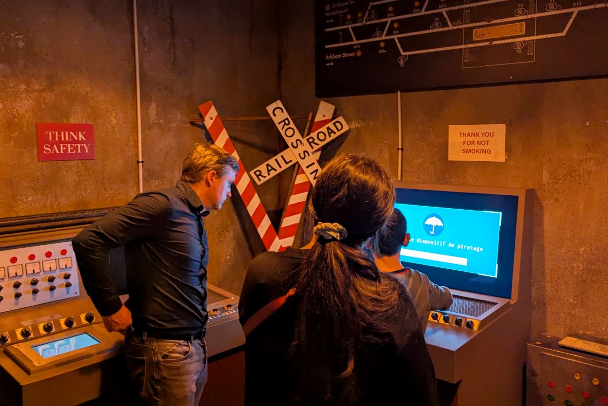 Batman Escape à Paris : immersion totale dans Gotham City batman escape adapte aux enfants