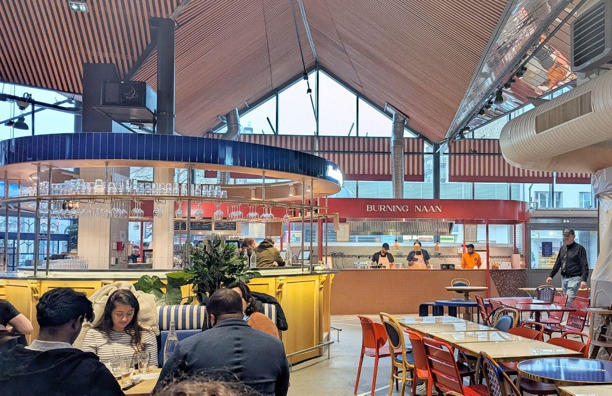 La halle des Victoires, food court idéal pour un tour du monde gourmand ! food court la halle des victoires asnieres sur seine