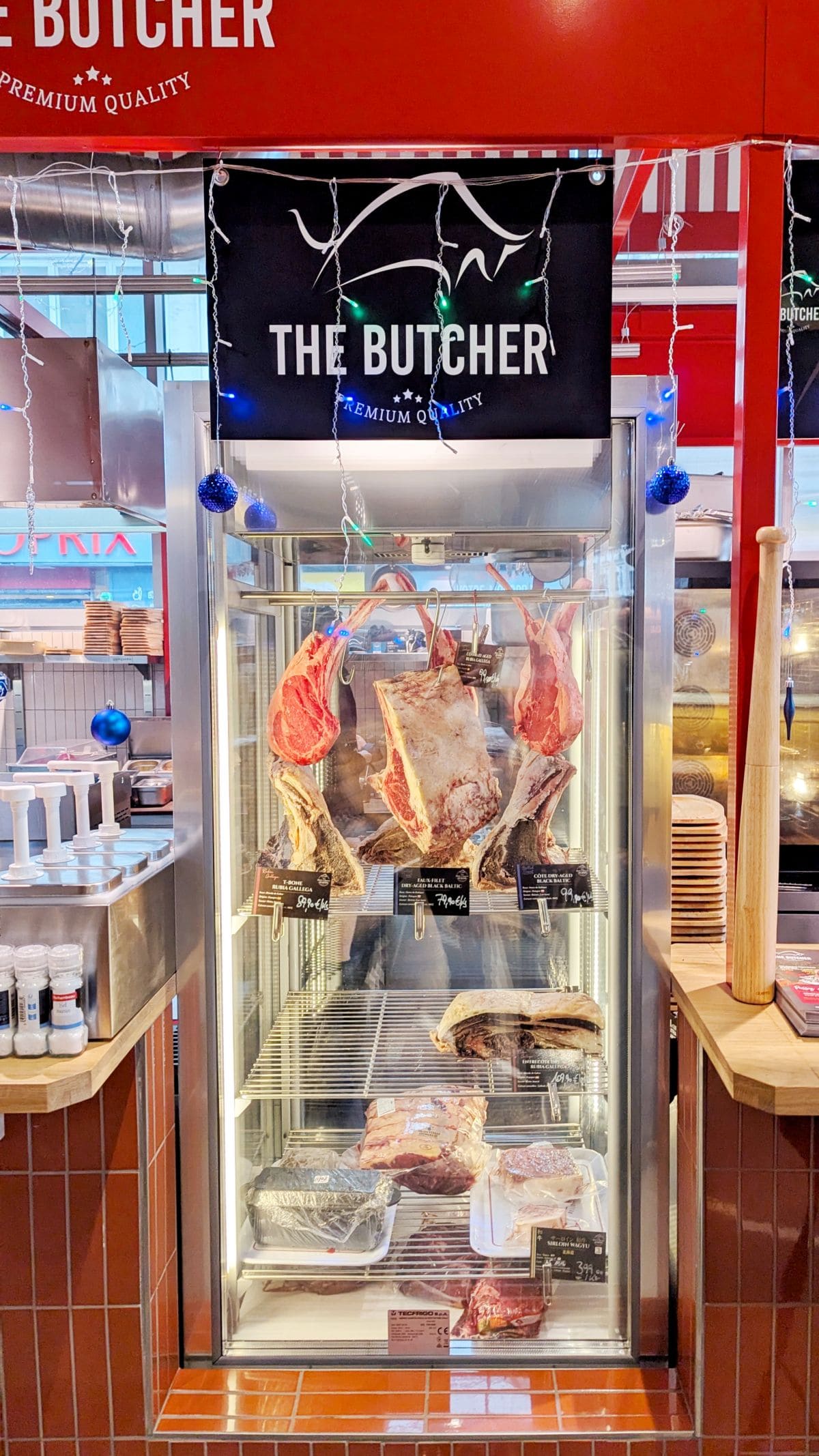 La halle des Victoires, food court idéal pour un tour du monde gourmand ! viandes maturees restaurant the butcher asnieres sur seine