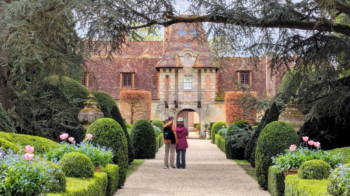 Château de Boutemont, entre contemplation et méditation chateau de boutemont et jardins remarquables