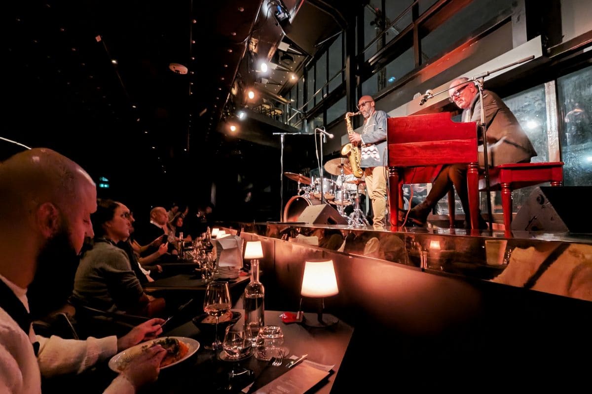 Le Son de la Terre, très bonne table au pied de Notre Dame de Paris ! le son de la terre soiree jazz