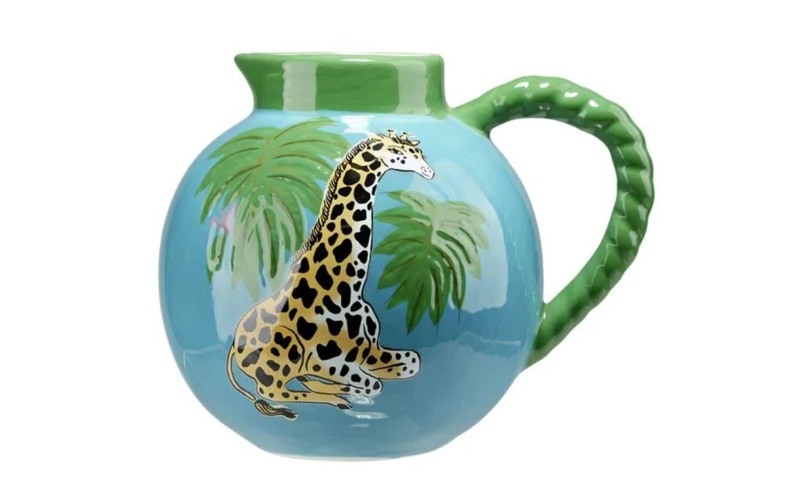 9 idées cadeaux GiFi à petit prix pour la fête des mères vase en ceramique forme de pichet motif girafe gifi