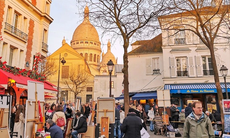 12 activités immersives à Paris que j'adore ! visite spectacle eternel esprit montmartre