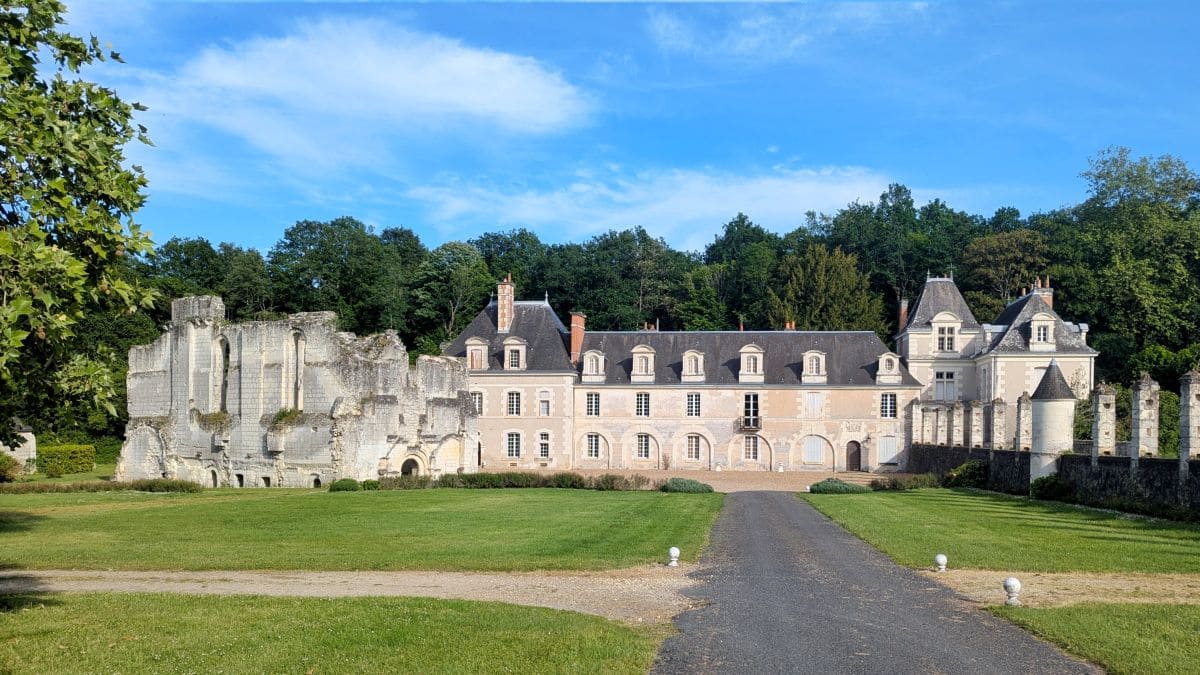 Visiter Loches, pépites et bons plans chartreuse de liget pres de loches en touraine