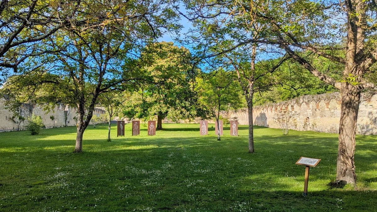 Visiter Loches, pépites et bons plans ancien cloitre de la chartreuse de liget