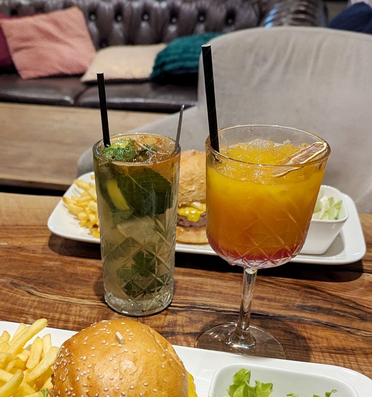 Le Rendez-vous des amis : cosy et abordable à Montmartre cocktails et mocktails restaurant le rendez vous des amis montmartre