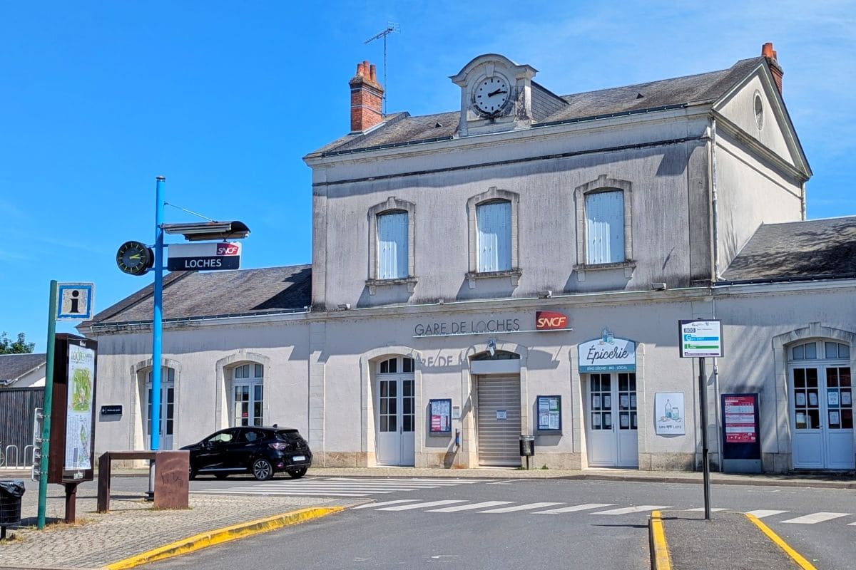 Visiter Loches, pépites et bons plans gare de loches