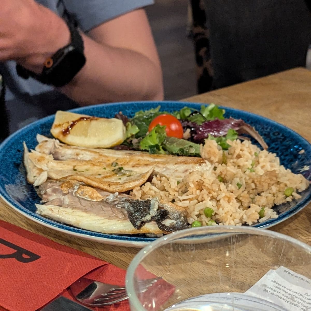Visiter Sète à pied : incontournables, pépites et bons plans restaurant le boucanier a sete