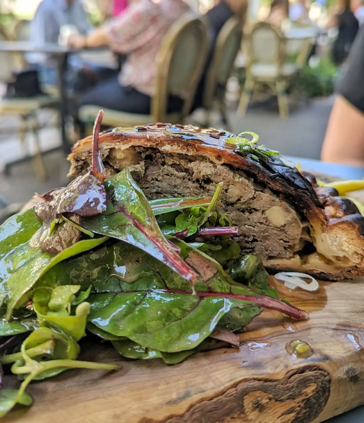 L’Andouille à Puteaux : j’ai testé cette terrasse bretonne pate croute restaurant l andouille a puteaux