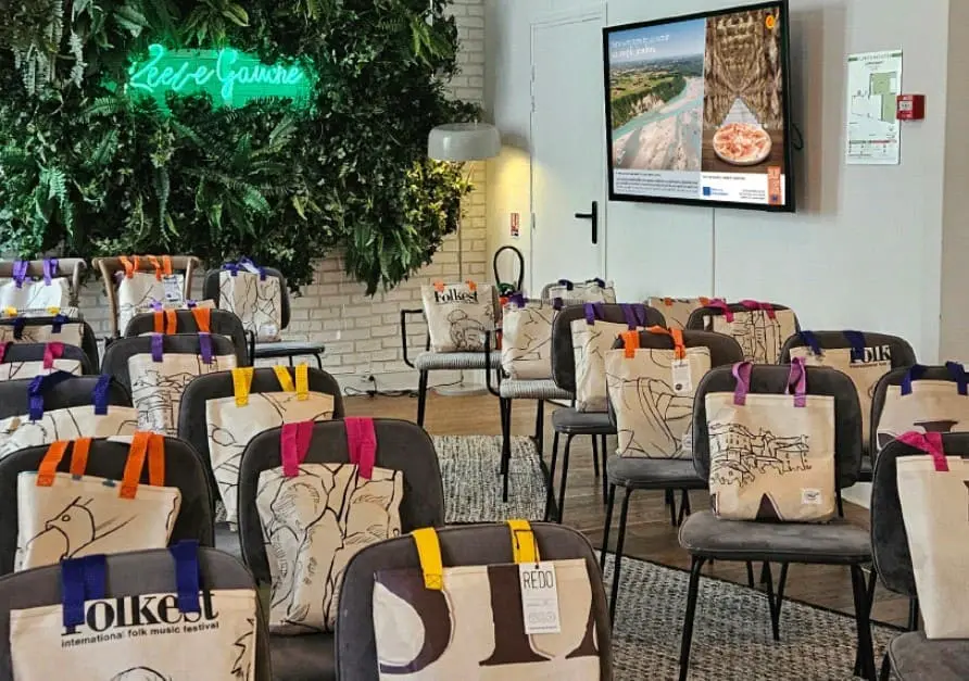 À la découverte du Prosciutto di San Daniele AOP transformation des supports marketing san daniele en sacs et accessoires