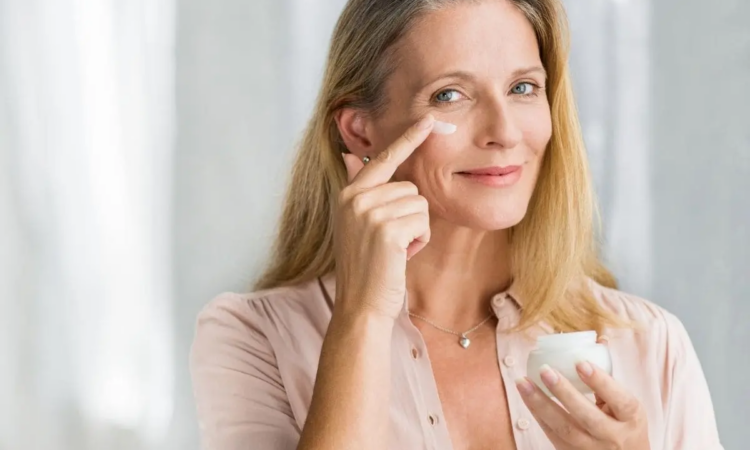 Vieillissement cutané : pourquoi réparer sa peau est aujourd’hui aussi important que l’hydrater