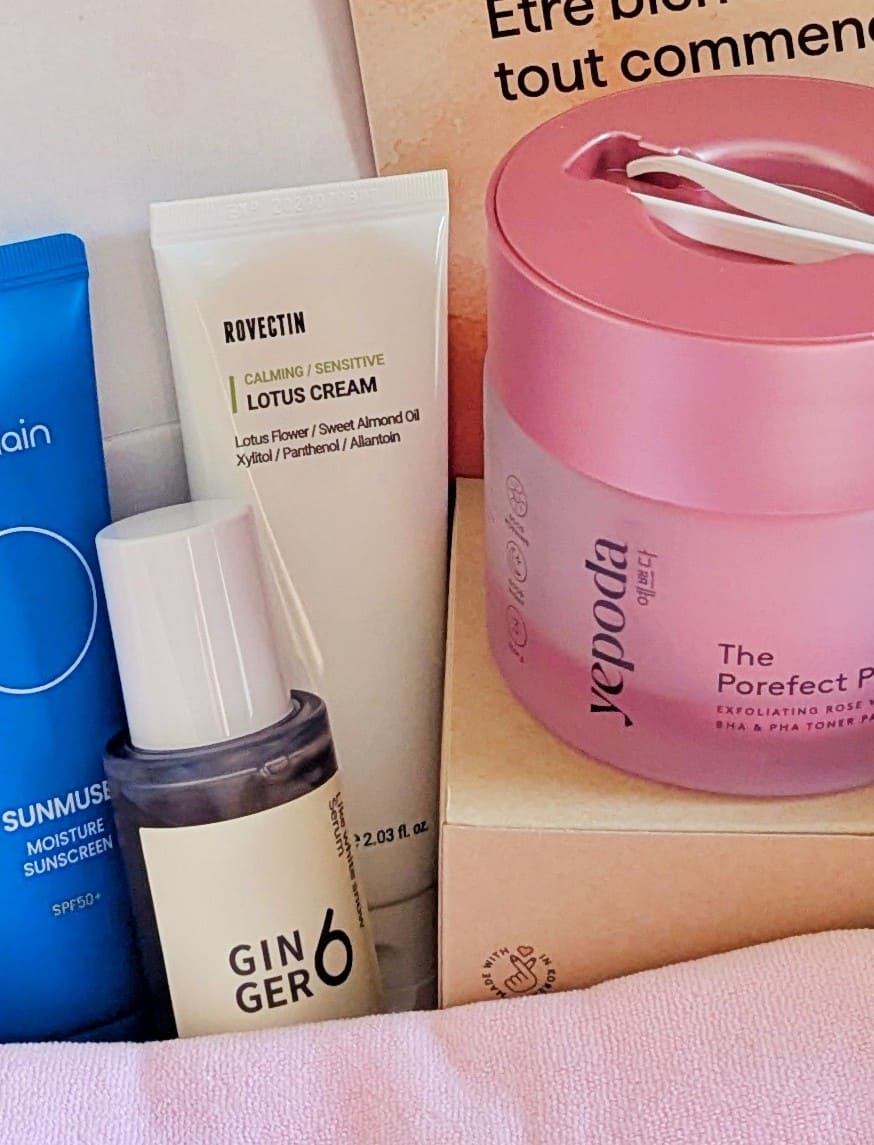 creme visage Rovectin aux extraits de lotus presente dans la box by elle k beauty skin cafeine