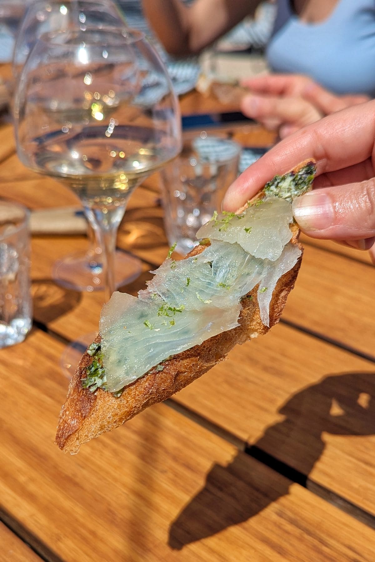poisson fume sur place au restaurant meme lilia a plouguerneau finistere nord