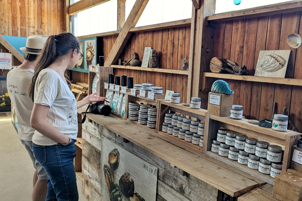 acheter des souvenirs gourmands a la boutique france haliotis a plouguerneau